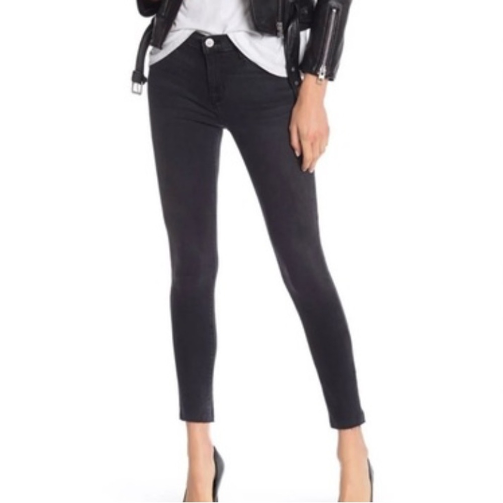 HUDSON Natalie Super Skinny Midrise Ankle Jeans with Raw Hem in Black